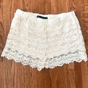 Zara Crochet Shorts 〰️